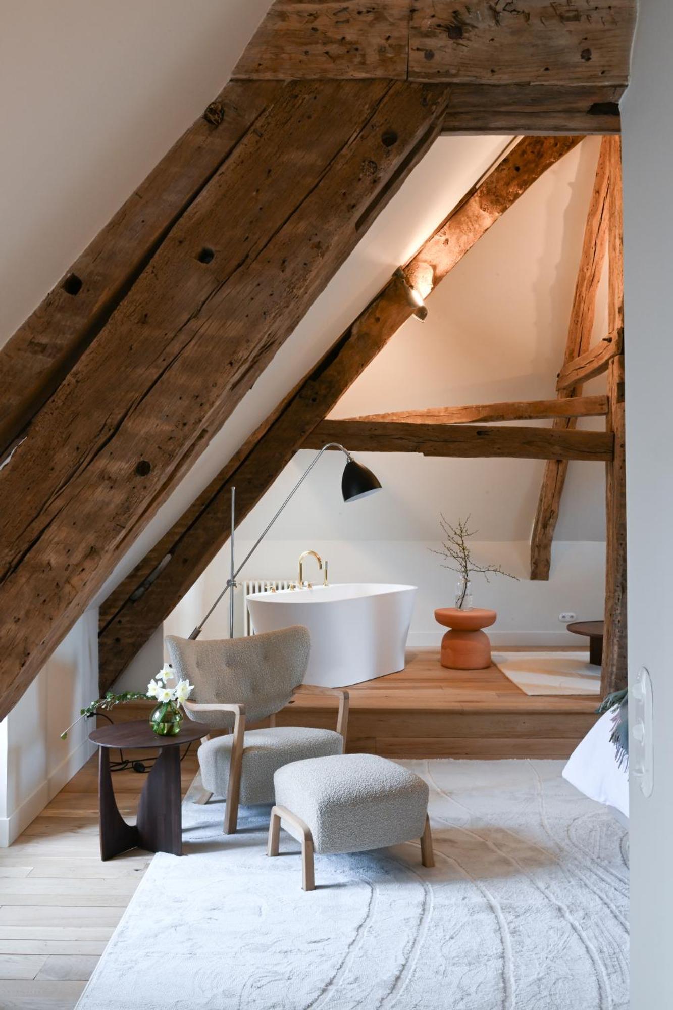 Hotel Les Pres Saint-Hilaire-le-Chatel Bagian luar foto