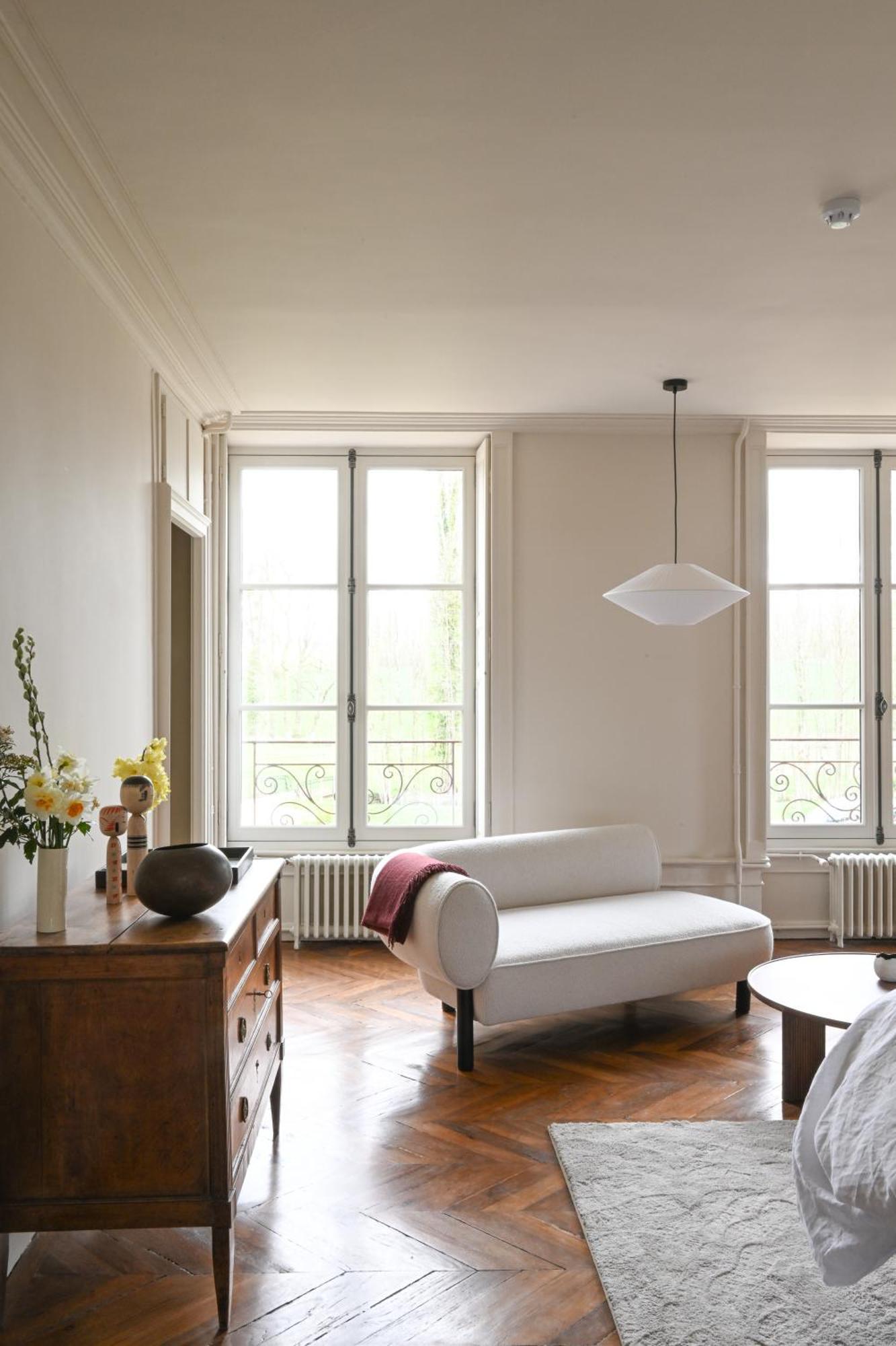 Hotel Les Pres Saint-Hilaire-le-Chatel Bagian luar foto